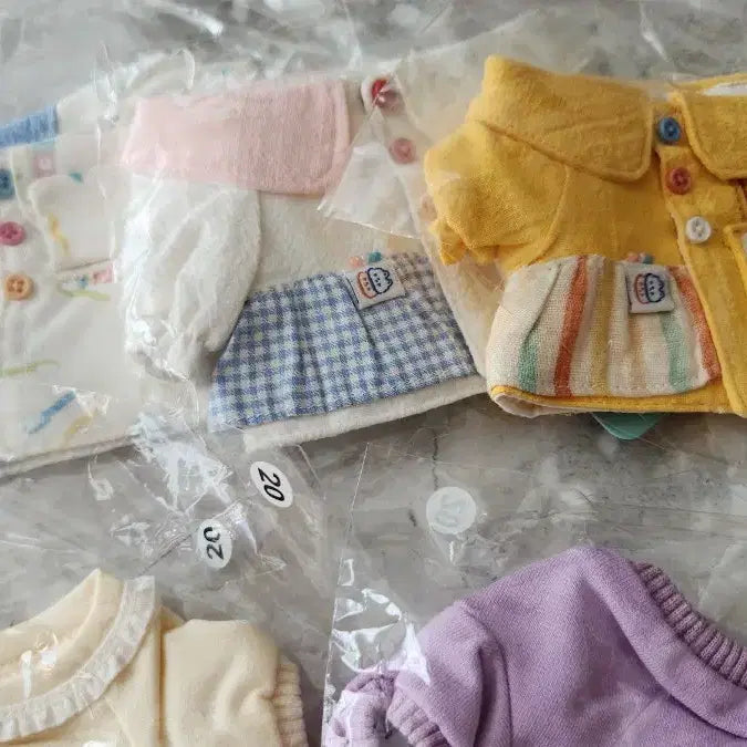 [BUNJANG] DooYoo Closet 20cm Doll Clothes 2nd Anniversary Full Set Bundle w/ Special Edition / 무속성 인형옷 20cm 두유옷장 2주년 풀세트 특전포함 미개봉 두유공작소