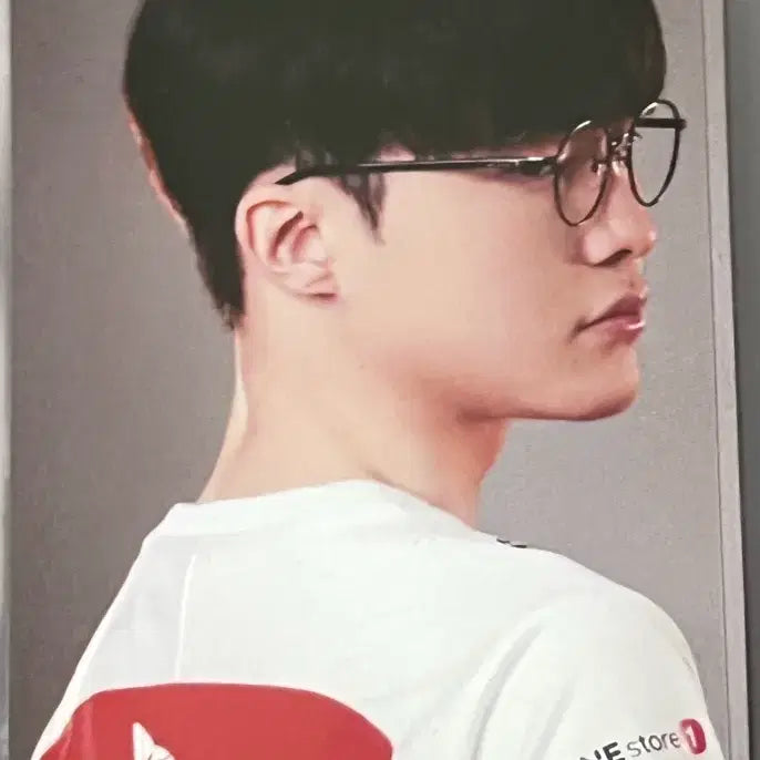 [BUNJANG] T1 Faker 2021 Gold Membership Photocard / 21년도 T1 페이커 골드 멤버십 포토카드 양도합니다!