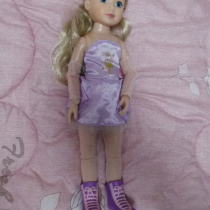 [BUNJANG] Vintage German Figure Skating Doll / 빈티지 독일 피겨스케이팅 인형