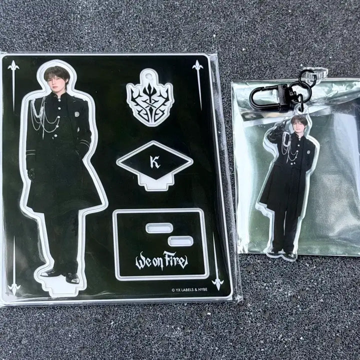 [BUNJANG] ENHYPEN K Acrylic Stand Acrylic Charm Keyring Bundle Set / 앤팀 위온파 팝업 케이 아크릴 스탠드 아크스타 아크릴 참 키링 일괄