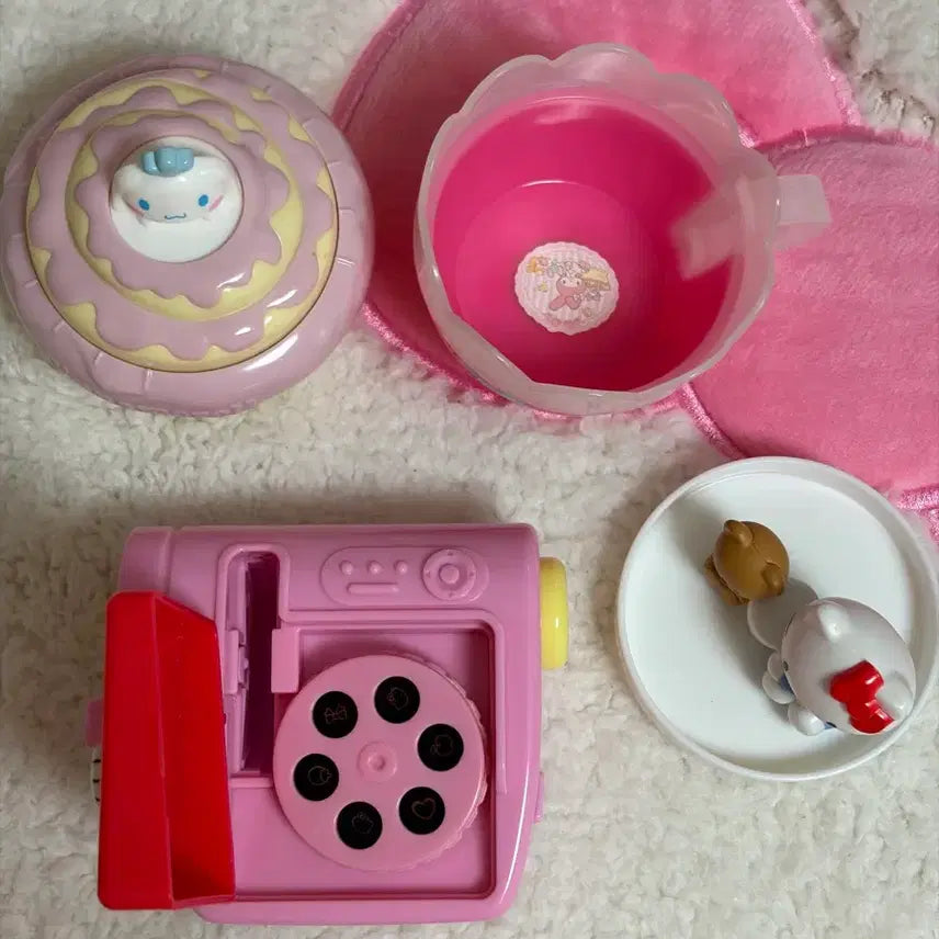 [BUNJANG] Sanrio Hello Kitty &amp; Cinnamoroll McDonald&