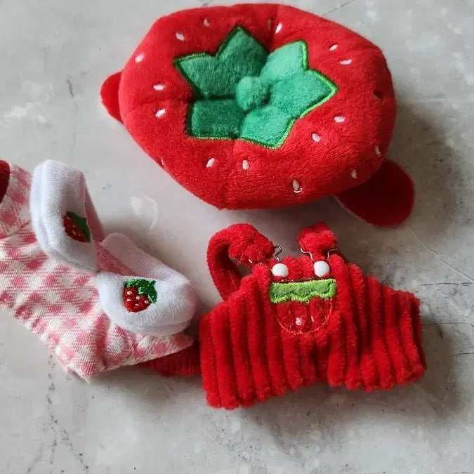 [BUNJANG] 10cm Strawberry Boy Doll Clothes / 무속성 10cm 인형옷 삼둥이옷장 딸기소년 미사용