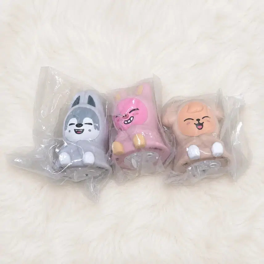 [BUNJANG] SKZOO GACHA Light Wolfchan &amp; Dwaekki &amp; Puppym Bundle Set / 스키주 가챠 라이트 울프찬 &amp; 돼끼 &amp; 퍼핌 세트 양도