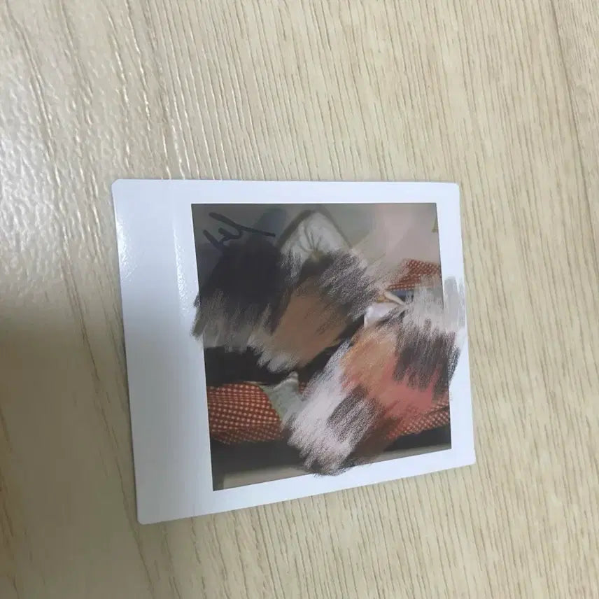 [BUNJANG] Kang Hyewon Signed Polaroid / 아이즈원 배우 강혜원 싸인 폴라로이드 팝니다