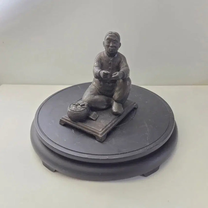 [BUNJANG] Kim Seo-kyung Bronze Seated Grandmother Statue / *좌상 할머니 청동 조각상