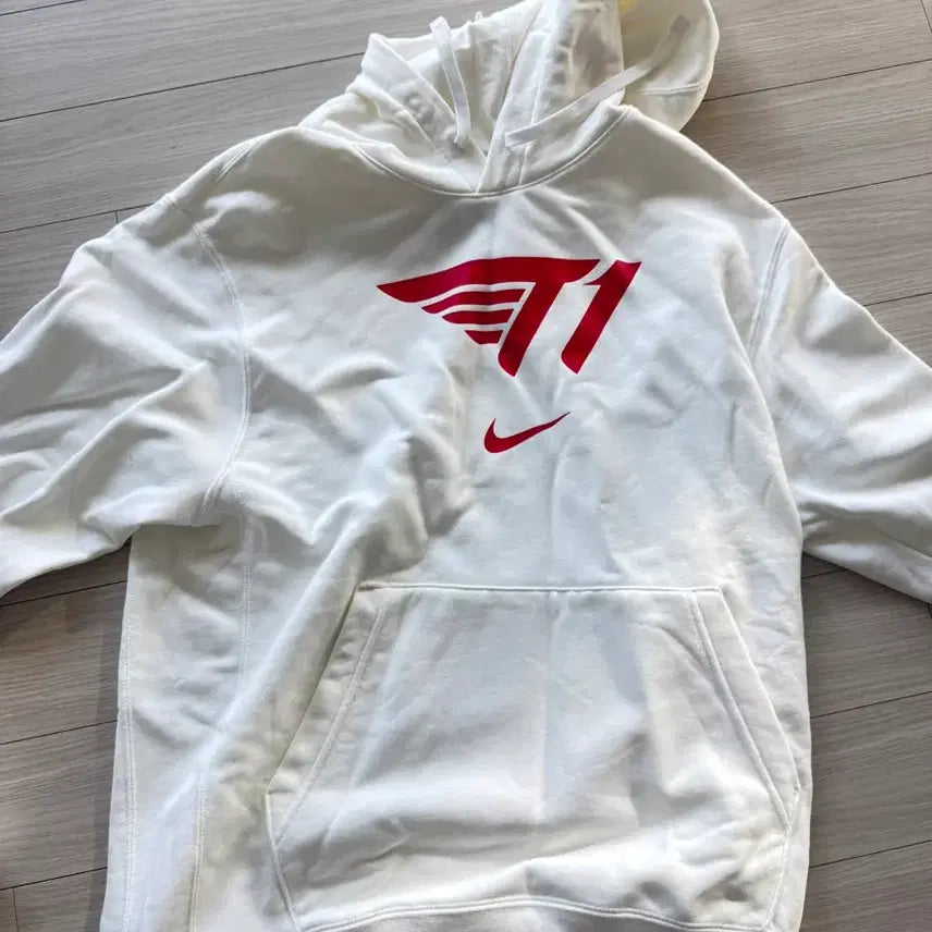 [BUNJANG] T1 Nike Sponsor Hoodie (M) / 티원(T1) 후드티 판매합니다. 사이즈 M