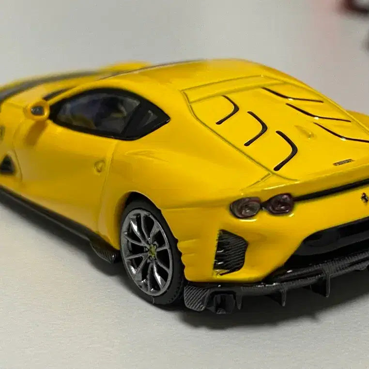 [BUNJANG] BBR 1:64 Ferrari 812 Competizione Diecast Model / BBR 페라리 812 컴페티치오네 1:64 다이캐스트