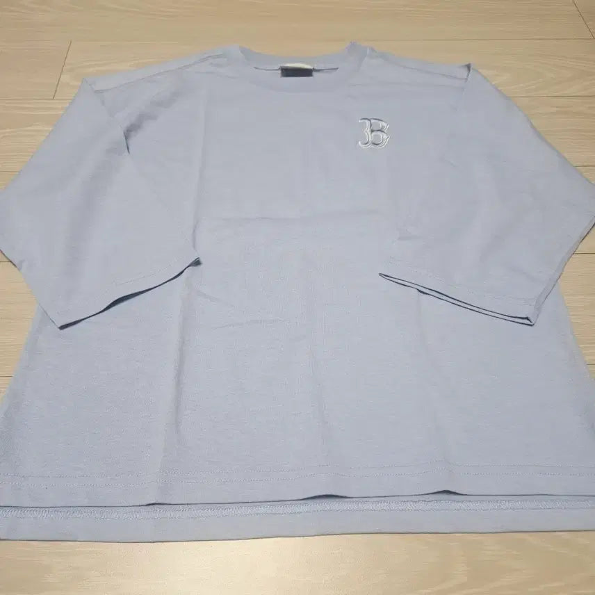 [BUNJANG] MLB Kids Short Sleeve T-Shirt Size 145 / MLB 반팔 티셔츠 145 사이즈