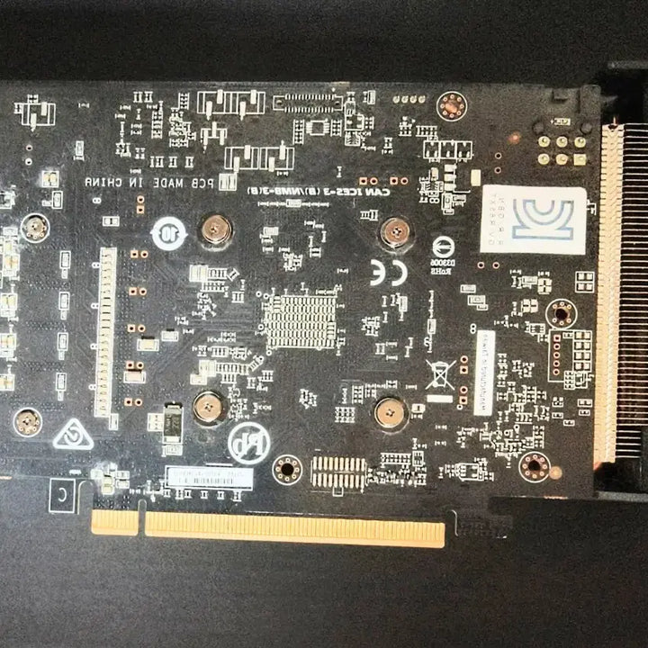 [BUNJANG] GIGABYTE Eagle RX 6500 XT Graphics Card / GIGABYTE 이글 RX6500XT