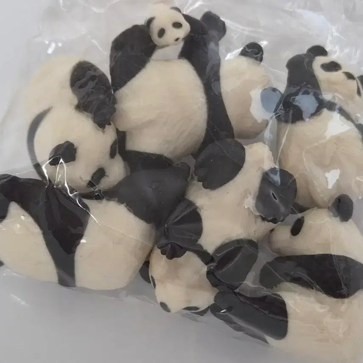 [BUNJANG] Panda Figurines Set (7 Pieces) / 판다 피규어 모음