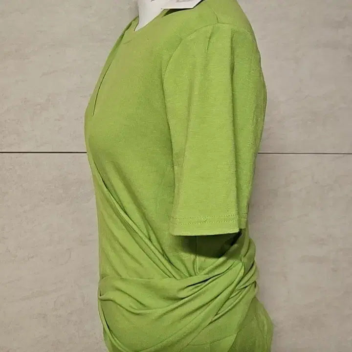 [BUNJANG] Drape T-Shirt Green / (텍 달린 )그린 드레이프 티셔츠