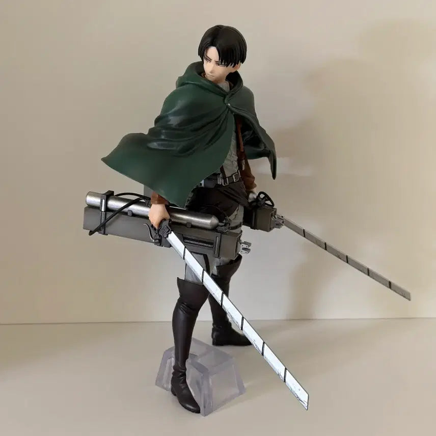 [BUNJANG] Attack on Titan Levi Figure B Prize (Unsealed) / (개봉)제일복권 진격의거인 리바이 B상