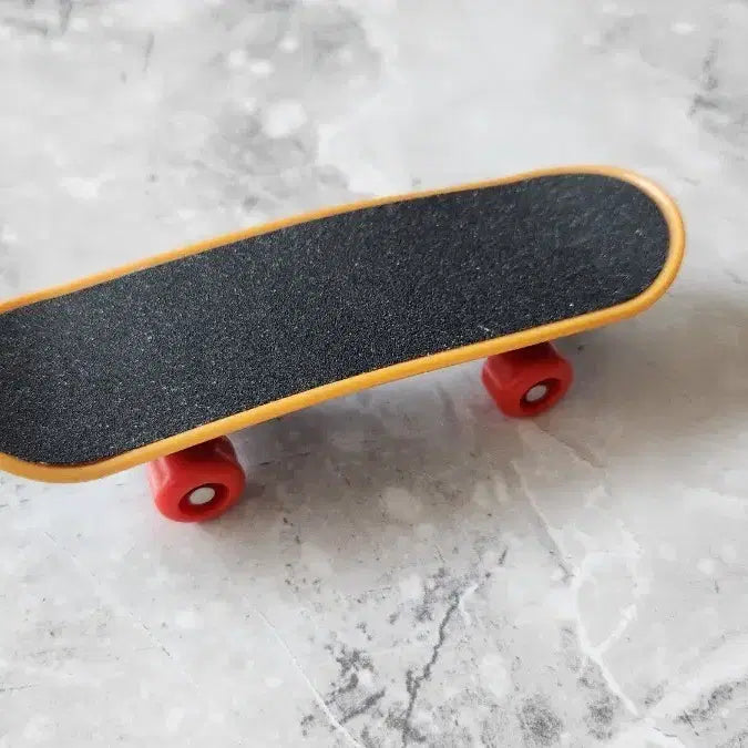 [BUNJANG] 20cm 15cm Skateboard Doll Accessory Doll Clothes / 무속성 인형옷 20cm 15cm 스케이트 보드 인형 소품 누이 누이옷