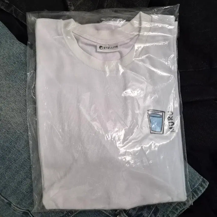 [BUNJANG] Stellive Youni Birthday Goods Large T-Shirt / 스텔라이브 유니 생일 굿즈 라지 사이즈