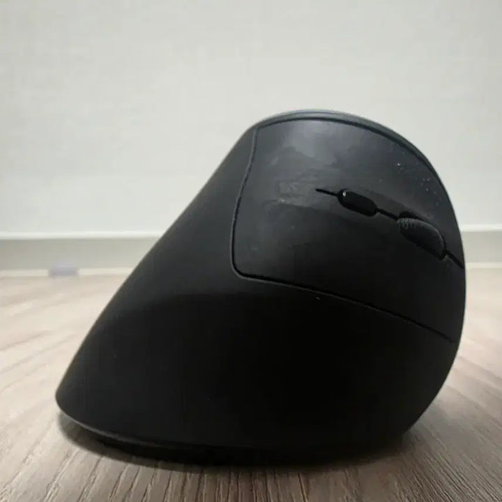 [BUNJANG] Ergonomic Vertical Mouse Black / 블랙 수직 마우스 인체공학 디자인