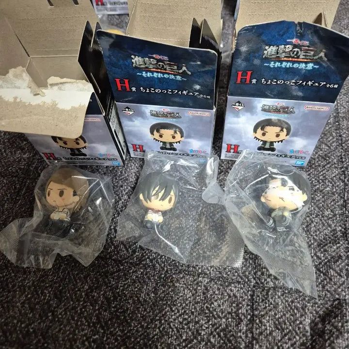 [BUNJANG] Attack on Titan Chocolat Noco Figure Full Set / 진격의 거인 제일복권 쿠지 H상 초코노코 풀세트 피규어