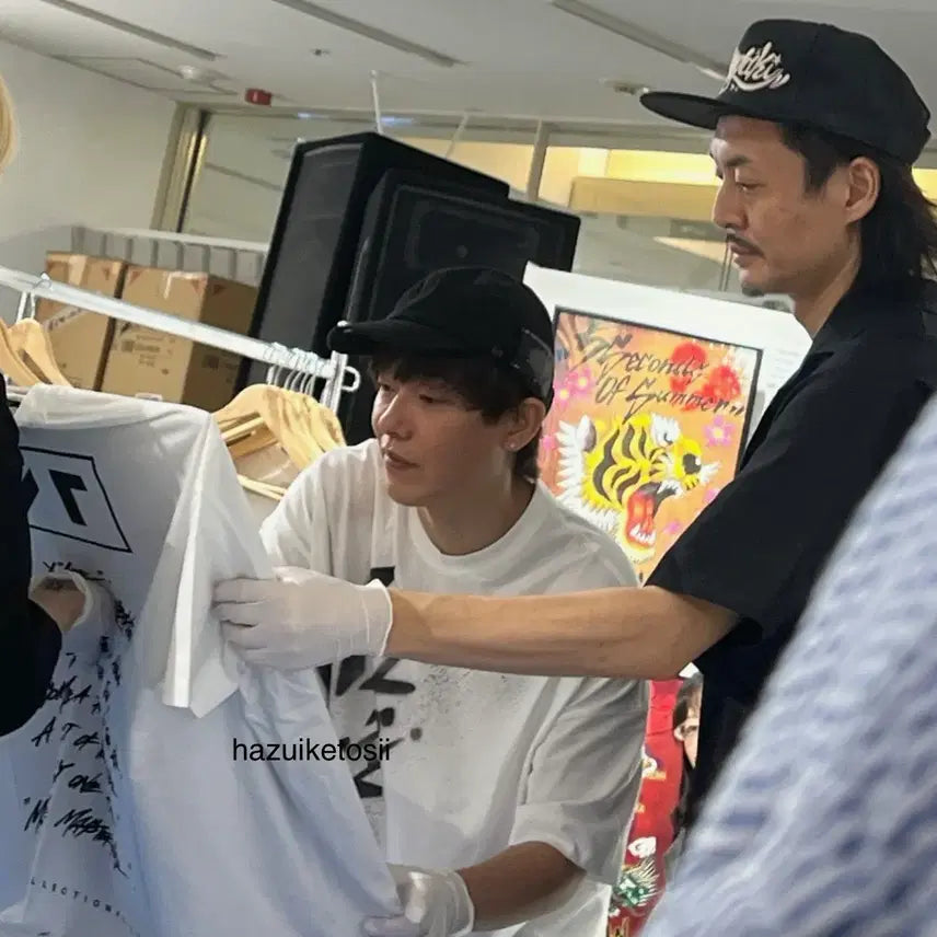 [BUNJANG] IKE Project x AZI Collaboration Painted T-Shirt / 이케 IKE ike project 아이케이 한정 콜라보 티셔츠