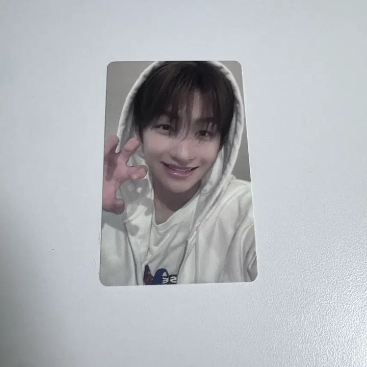 [BUNJANG] TWS Jihoon Sparkling Blue Weverse Album Photocard / 투어스 스파클링블루 위버스 지훈