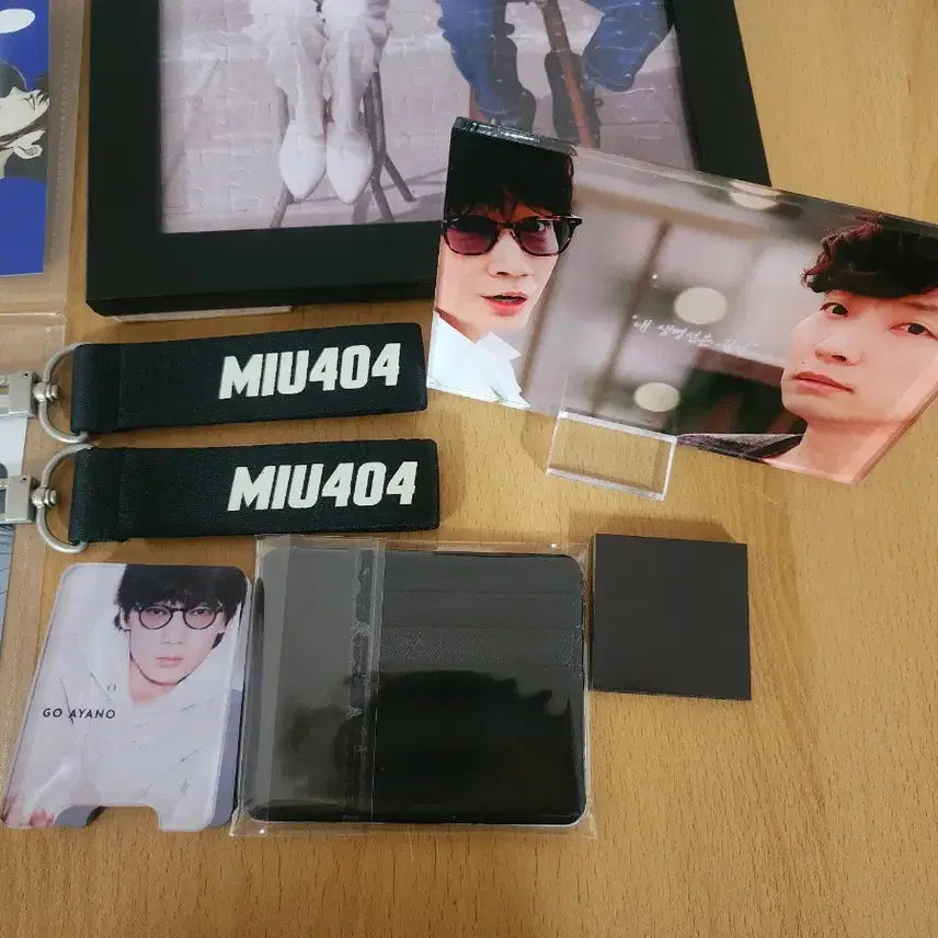 [BUNJANG] MIU404 Fan Art Photo Bundle / 미우404  비공굿즈 일괄 MIU404