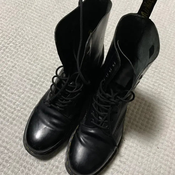 [BUNJANG] Dr. Martens 1490 10-Eye Smooth Leather Boots / [290] 닥터마틴 1490 10홀 스무스 블랙 부츠 워커