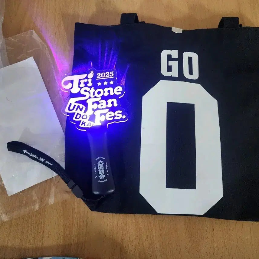 [BUNJANG] Tri Stone Black Team Light Stick &amp; Ayano Go Numbered Eco Bag / 트라이스톤 블랙팀 응원봉 +아야노고 등넘버 에코백