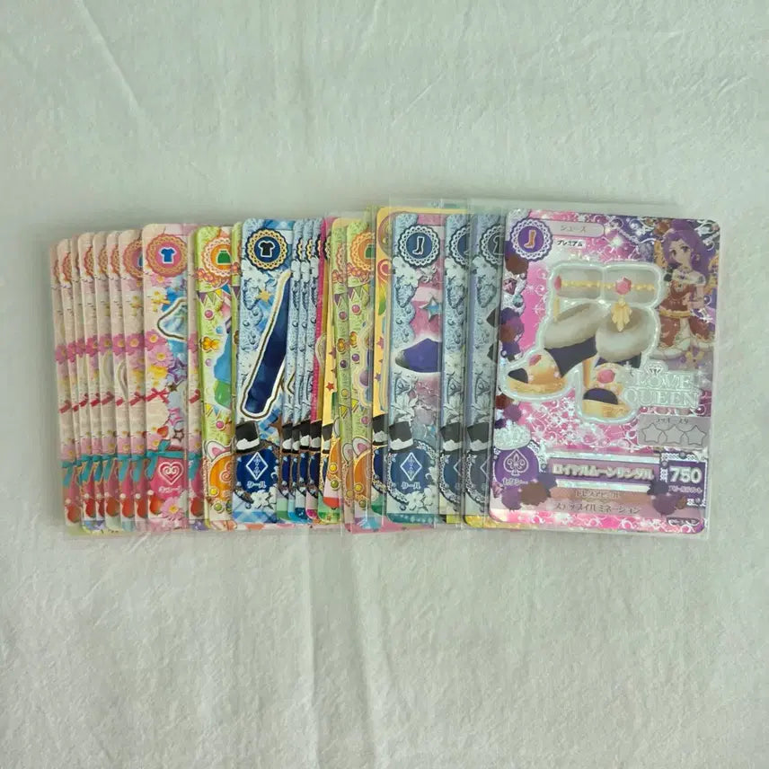 [BUNJANG] Aikatsu! Idol Activity Cards Set (Approx. 30 Cards) / 아이카츠 아이엠스타 카드 약30장 세트 판매