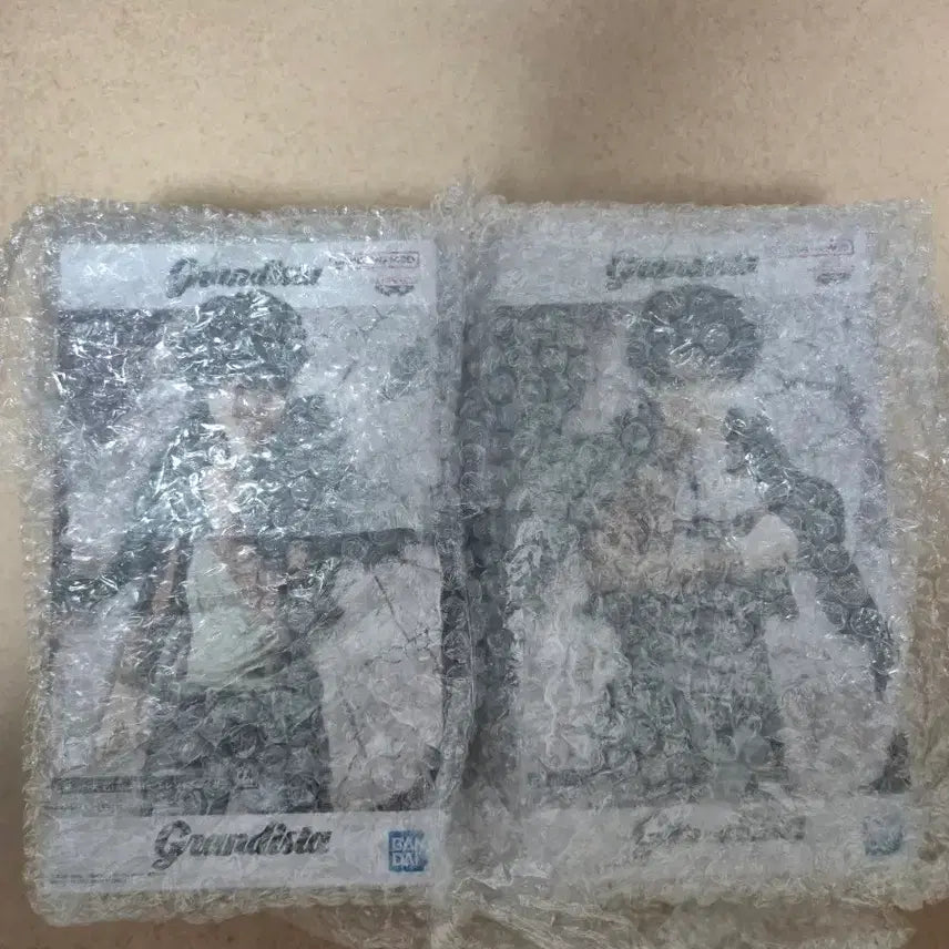 [BUNJANG] Attack on Titan Eren &amp; Levi Grandista Bundle (Sealed) / (택포6.8) 미개봉 진격거 그란디스타 에렌&amp;리바이 일괄