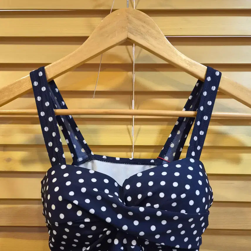 [BUNJANG] Amu Swimwear Polka Shirring Swimsuit Navy Size M / 새제품)Amu swimwear 여성 도트셔링수영복 M사이즈