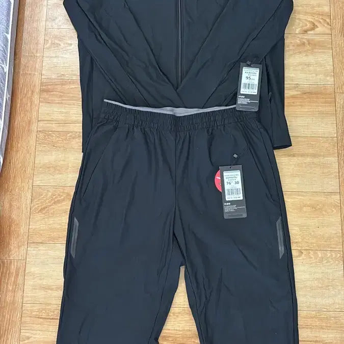 [BUNJANG] Kolping Athletic &amp; Hiking Wear Top &amp; Bottom Set (Size 95) / 콜핑 운동복+등산복 상하의 세트 (95)