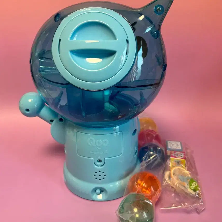 [BUNJANG] Limited Edition Qoo Character Gashapon Machine Toy + Capsule with Rare Qoo Keychain &amp; Blocks / 한정 Qoo 캐릭터 뽑기 기계 완구 + 캡슐 장난감 희귀