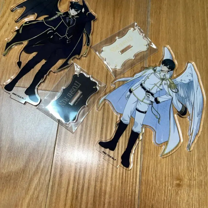 [BUNJANG] Blue Lock Angel &amp; Devil Acrylic Standee - Itoshi Rin / 블루록 천사 악마 페보테리아 아크릴 이토시 린 양도합니다