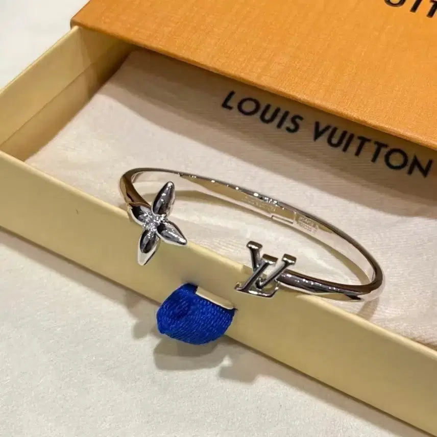 [BUNJANG] Louis Vuitton Flower Logo Bracelet / 루이비통 플라워 로고 팔찌