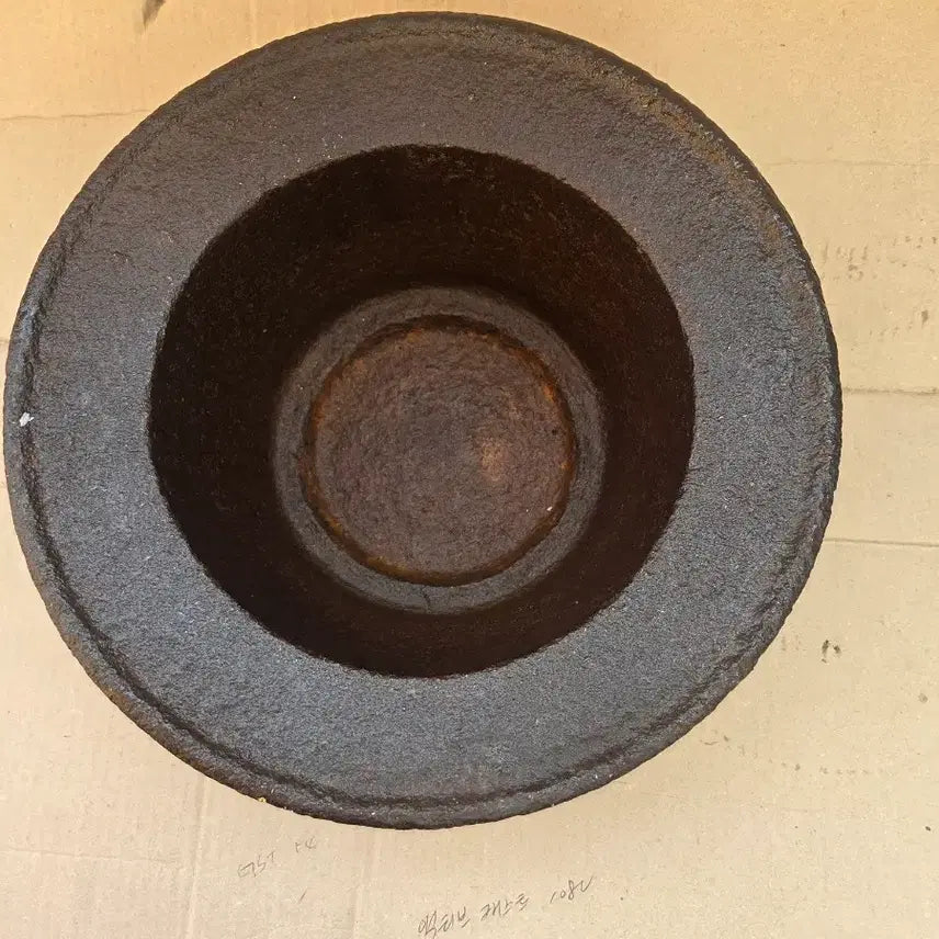 [BUNJANG] Antique Cast Iron Brazier / 옛날 오래된  무쇠 갓 화로