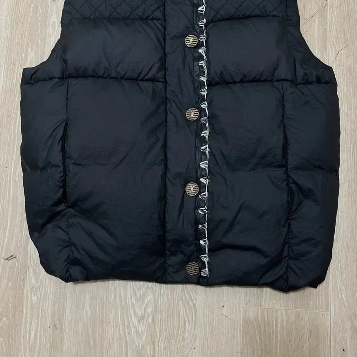 [BUNJANG] TIME (Hansem) Quilted Goose Down Vest with Gold Buttons - Free Size / 한섬 타임 TIME 구스다운 금장 버튼 퀼티드 패딩조끼 FREE