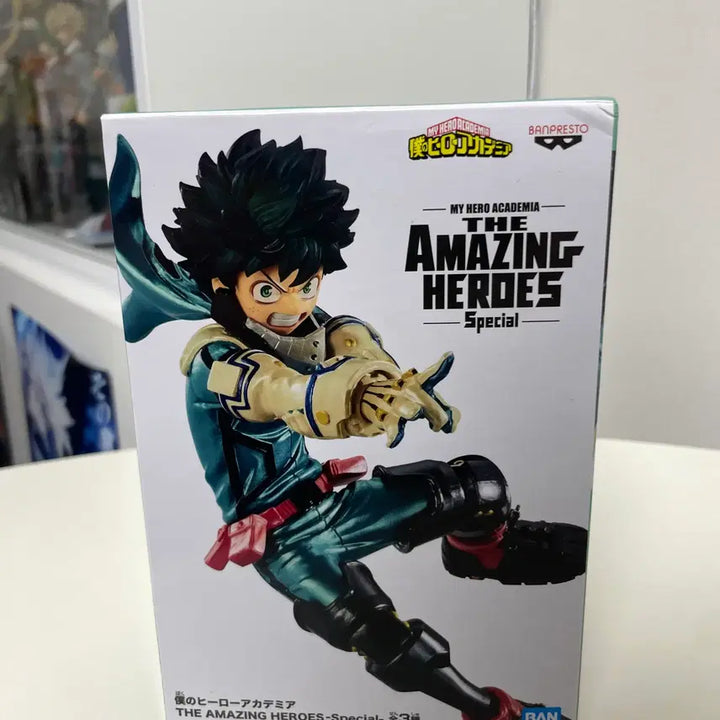 [BUNJANG] Izuku Midoriya Amazing Heroes Special Edition (Sealed) / 미도리야 어메이징 히어로 스페셜(미개봉)
