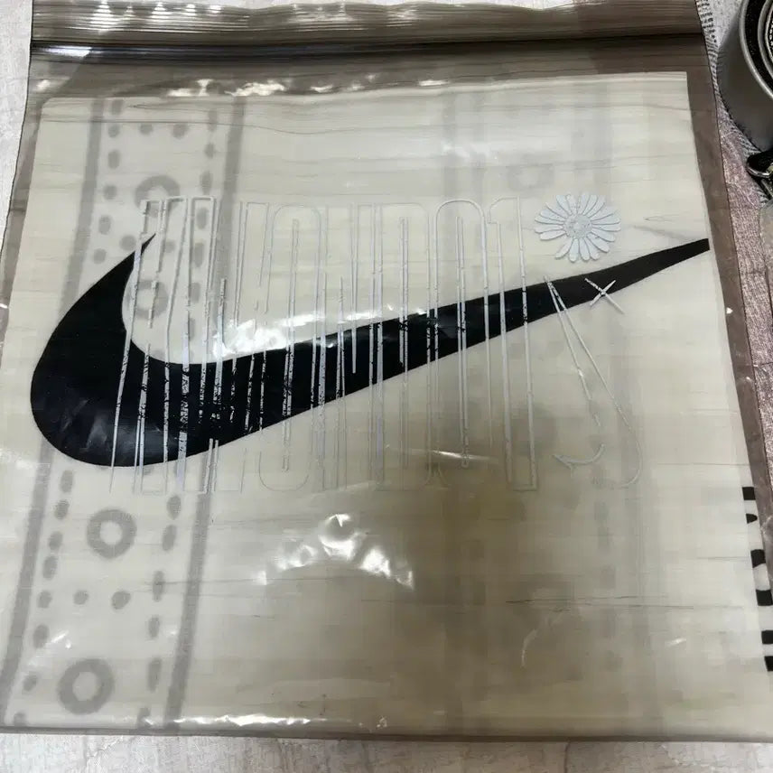 [BUNJANG] Nike x PEACEMINUSONE Artist Package / 나이키 x 피스마이너스원 아티스트 패키지