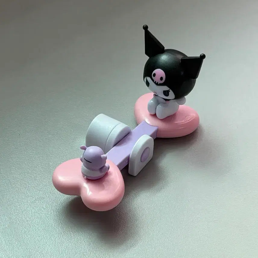 [BUNJANG] Kuromi Magnet Seesaw Figure / (새상품) 쿠로미 마그넷 시소 피규어