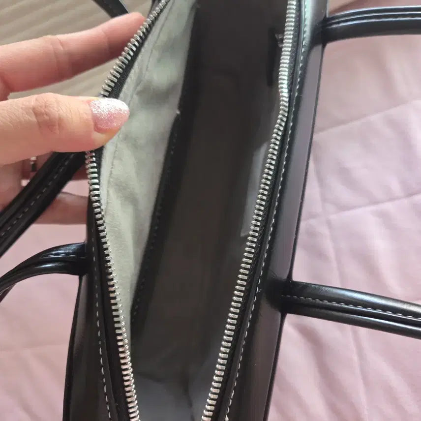[BUNJANG] Standoil Post Bag Medium Stitch Black / 스탠드오일 포스트백 미디움 스티치블랙