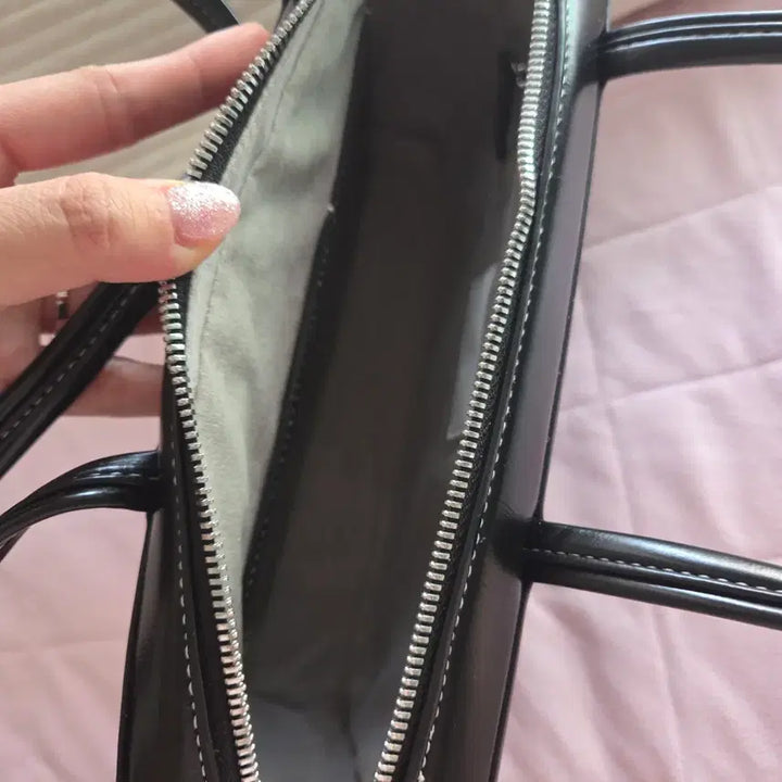 [BUNJANG] Standoil Post Bag Medium Stitch Black / 스탠드오일 포스트백 미디움 스티치블랙