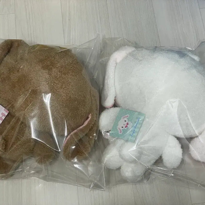 [BUNJANG] Sanrio Sugarbunnies Shirousa Kurousa 30cm Doll Set / (세트) 산리오 슈가바니즈 슈가버니즈 시로우사 쿠로우사 30cm 인형