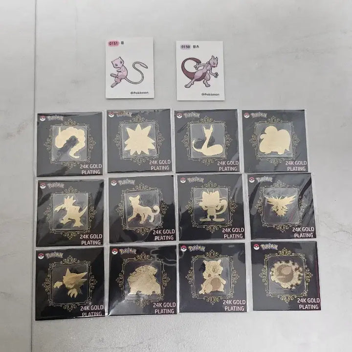 [BUNJANG] Pokemon 24K Stickers Set (Mew, Mewtwo, etc.) / 포켓몬 24k 띠부씰 2장, 뮤 + 뮤츠 등등 묶어서 판매 합니다