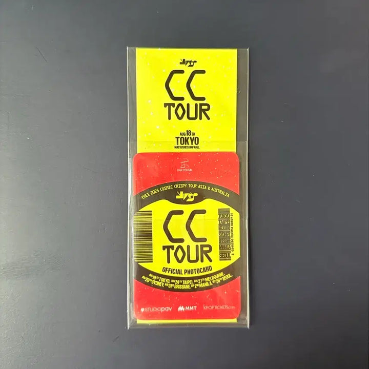 [BUNJANG] LOONA Yves Cosmic Crispy Tour M&amp;G Ticket + Photocard Set / 이브 cosmic crispy tour M&amp;G 티켓 + 포토카드 3개