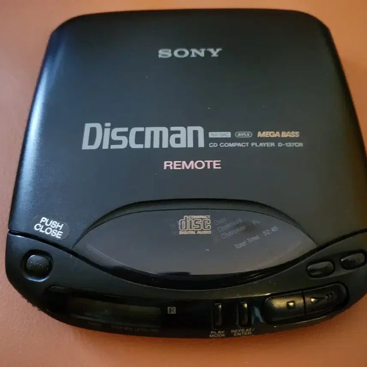 [BUNJANG] Sony Discman D-137CR Portable CD Player / 소니 디스크맨 D-137CR