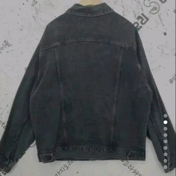 [BUNJANG] Unisex Black Denim Trucker Jacket / 흑청자켓 남녀공용 프리사이즈. 블랙 데님 트러커 자켓