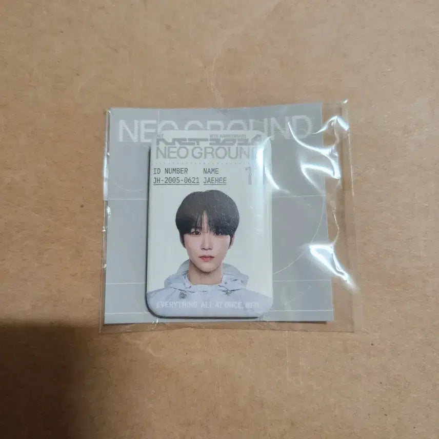 [BUNJANG] NCT 10th Anniversary Pop-up Random Gacha Metal ID Badge Jaehee (Sealed) / (미개봉품) 엔시티 10주년 팝업 랜덤 가챠 메탈 ID뱃지 위시 재희