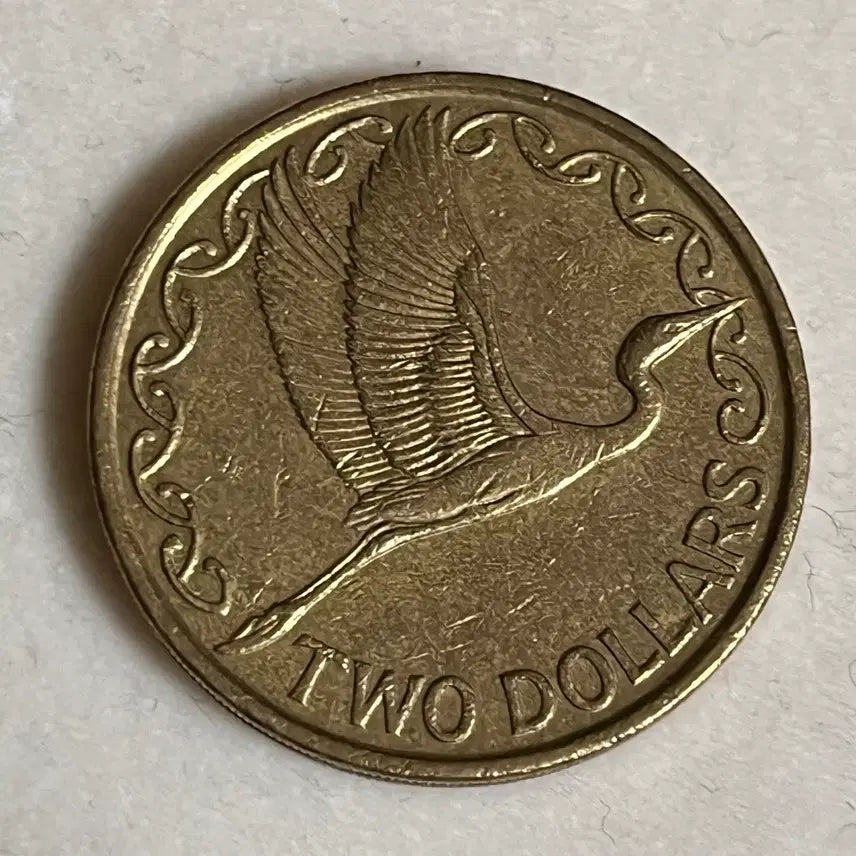 [BUNJANG] New Zealand Queen Elizabeth II 1991 $2 Coin / 뉴질랜드 엘리자베스 2세 여왕 2달러 주화 1991년