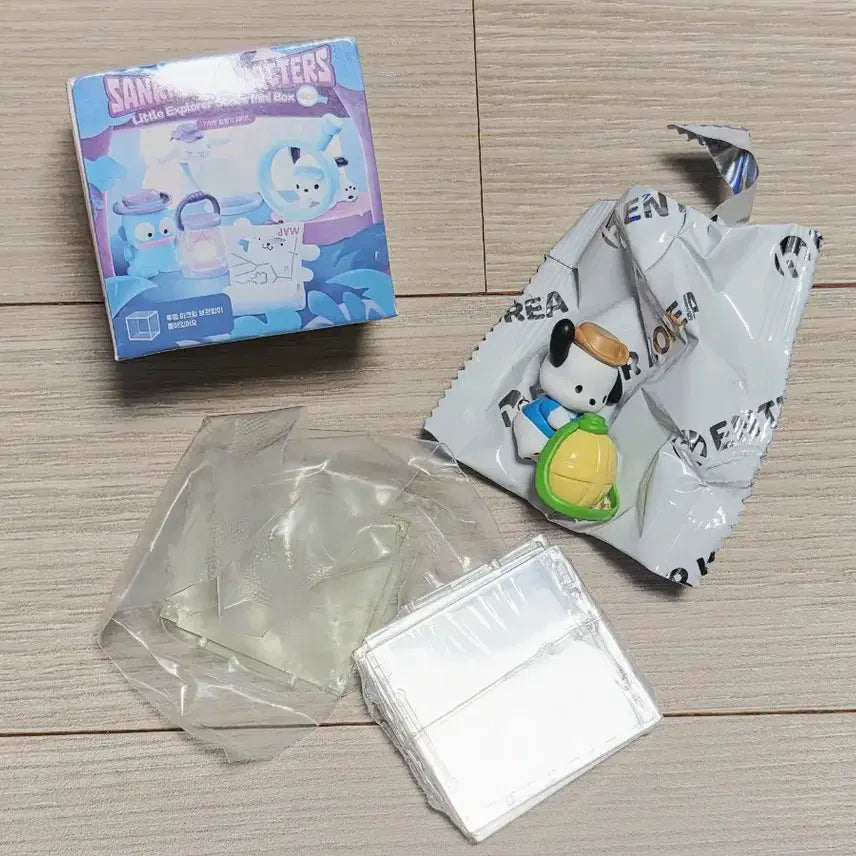 [BUNJANG] Sanrio Explorer Series Pochacco Figure (Unsealed) / 산리오 탐험가 시리즈 피규어 포챠코