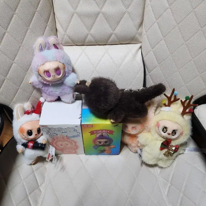 [BUNJANG] Raboo Rabbit Plush Toy / 라부부인형 팝니다.