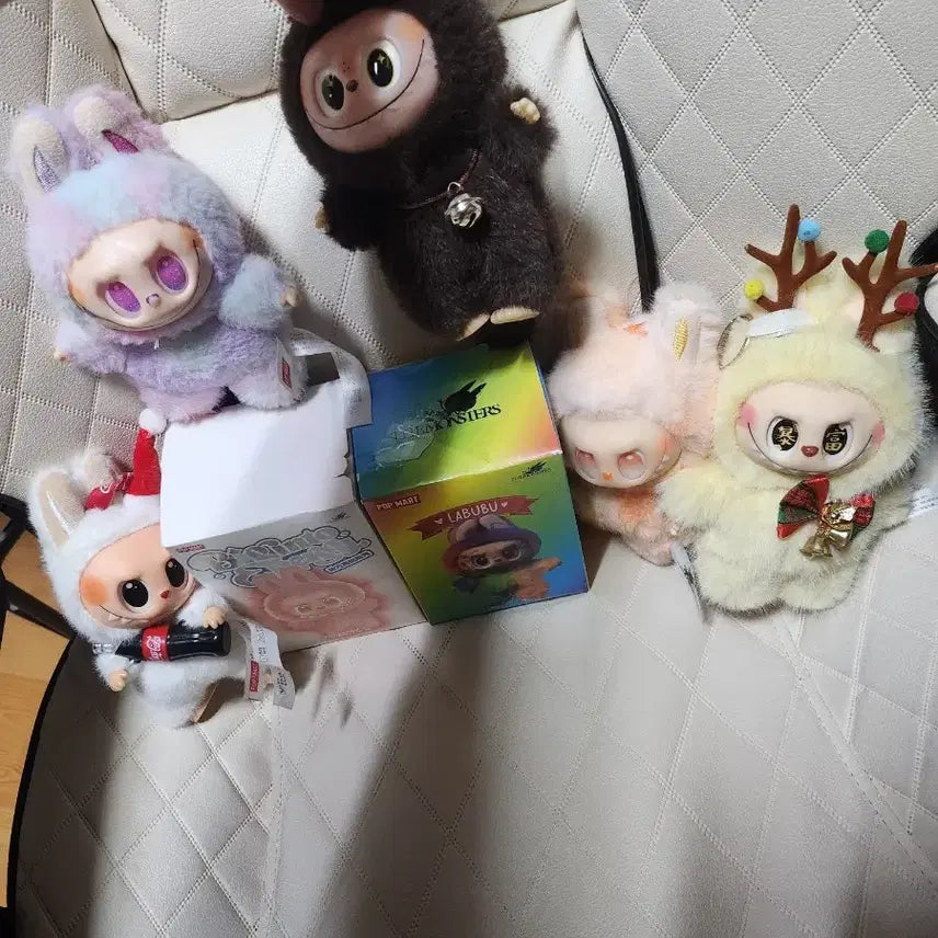 [BUNJANG] Raboo Rabbit Plush Toy / 라부부인형 팝니다.