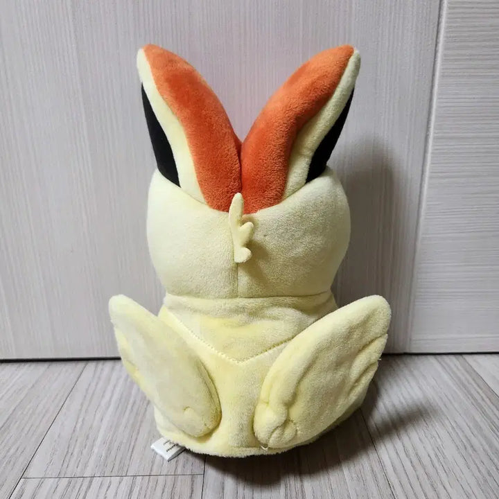 [BUNJANG] Pokemon Center Victini Poncho Pikachu Plush (Medium, Best Wishes) / 2017 고전레트로 포켓몬센터 비크티니 판초피카츄 봉제중형인형 베스트위시